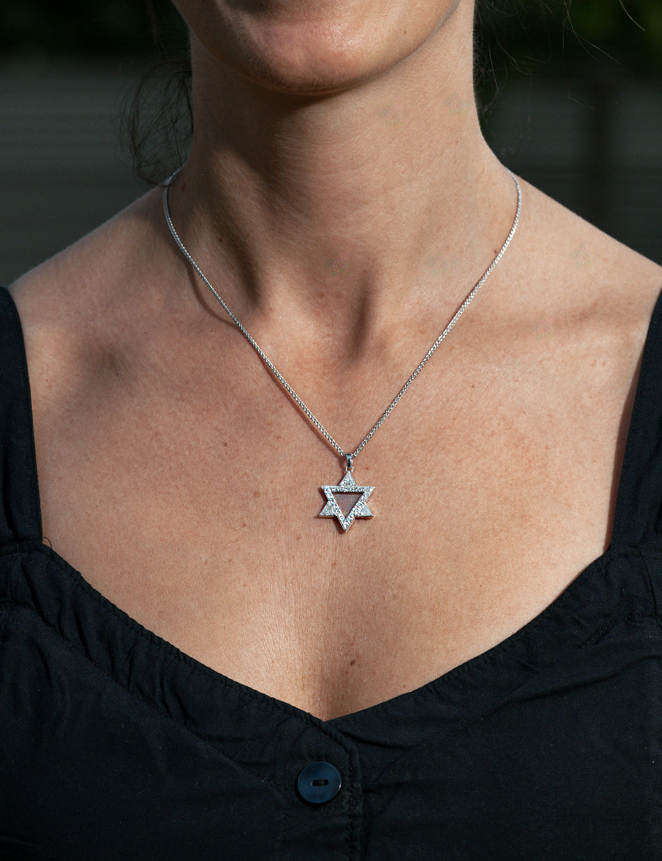 שרשרת מגן דוד ננו-תהילים זהב לבן ויהלומים